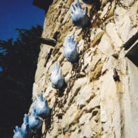 Installations et Expositions - Les Mains Bleues - Vaison la Romaine 1999